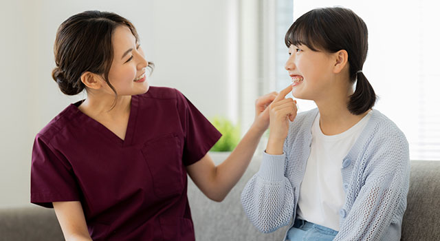 歯並びが悪くなる原因とは？