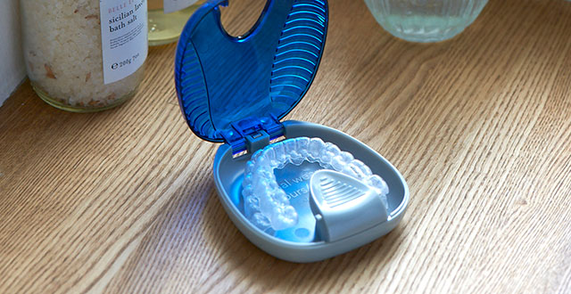 インビザラインの効果的なお手入れ方法や保管方法について